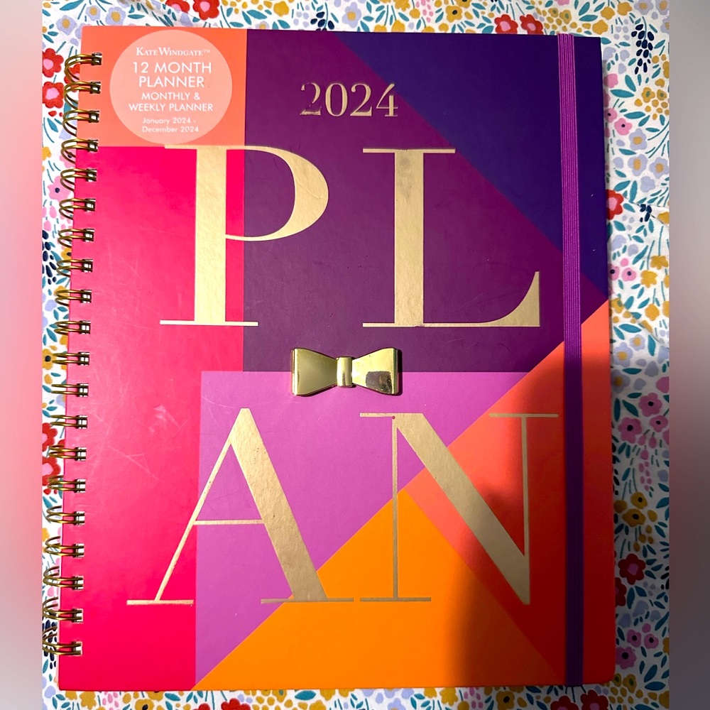 7 Planners and notebooks